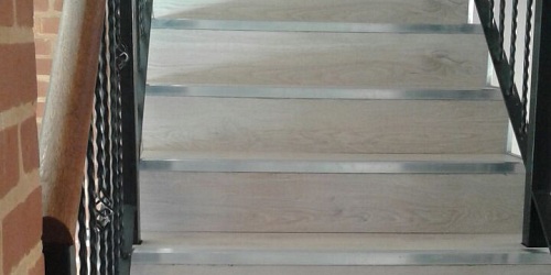 Wooden and Vinyl Flooring Solutions