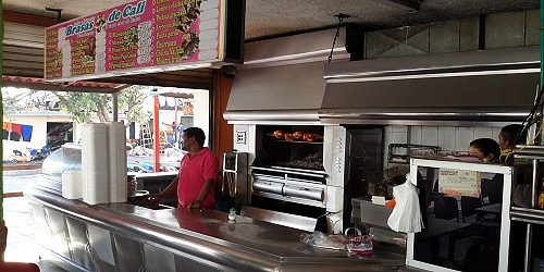 Asadero Restaurante Brasas de Cali - Asaderos en Riohacha