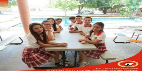 Escuela Preparatoria Francisco Repetto Milán