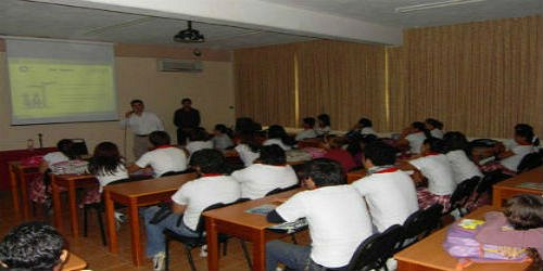 Escuela Preparatoria Francisco Repetto Milán