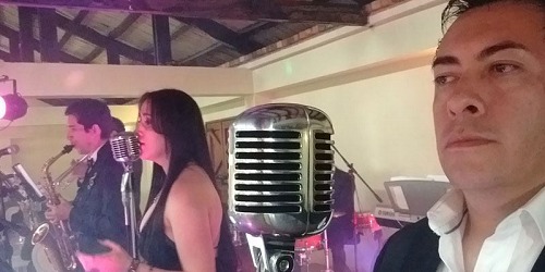 LATINOS GRUPO MUSICAL