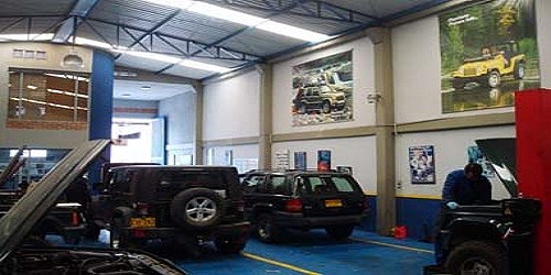 LAREDO  MOTORS