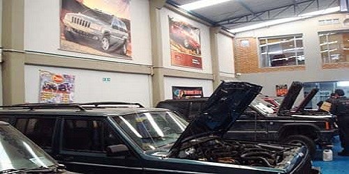 LAREDO  MOTORS