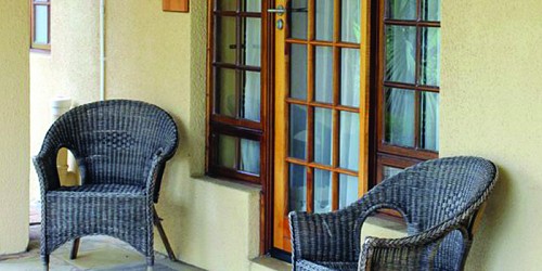African Crest Guest House