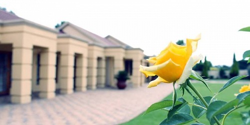 African Crest Guest House