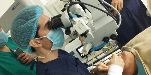Dr. Andrés Espinoza Cabrera Oftalmologo