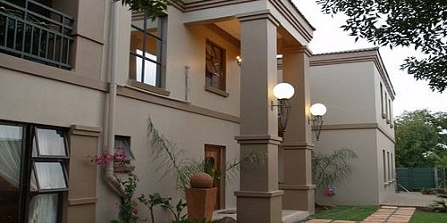 CASTELLO GUESTHOUSE