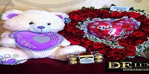 DECORACIONES FLORALES