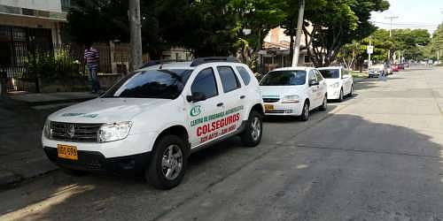 ESCUELA DE AUTOMOVILISMO COLSEGUROS