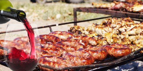 EL COSTILLAR DEL SUIZO EN MACHALA ASADOS AL CARBÓN