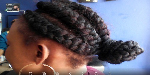 Mighty Hand Beauty Salon