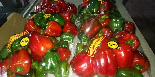 Super Fruit and Vegetable Market