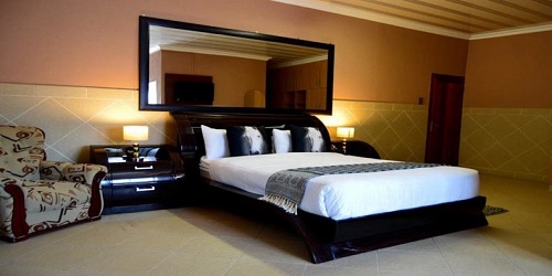 Clifford's Lodge & Spa