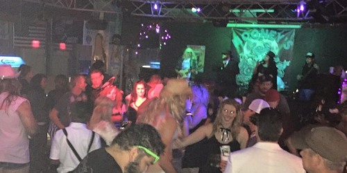 Mooney's Bar & Grill
