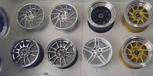 Llantas y rines formula 3