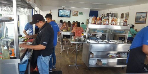THE HAPPY FISH, PESCADO & CAMARÓN sucursal PLAZA LA NORMAL