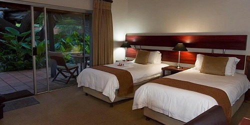 BAYSWATER LODGE