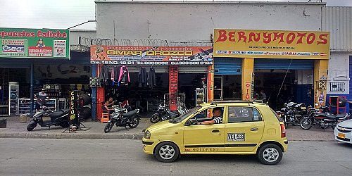 MOTOREPUESTOS LUJOS Y ACCESORIOS OMAR OROZCO