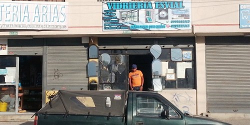 Aluminio y Vidrio ESVIAL