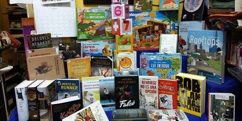 PAPELERÍA EL BÚHO LECTOR. Librería, Encuadernaciones.