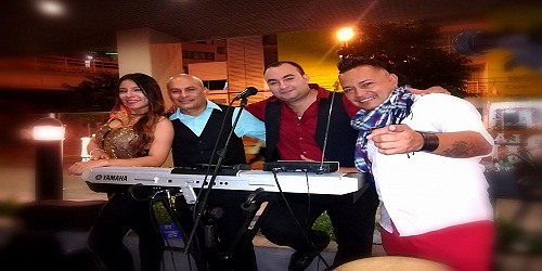 GRUPO MUSICAL A y C