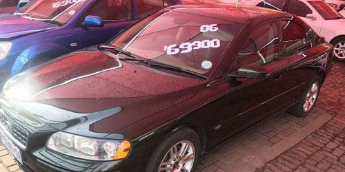 Need A Car at Cint's Motors