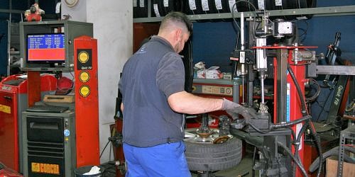 QUICK FIT by CAR CENTER