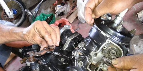 TALLER DE MOTOS /ANYELO GUERRERO.