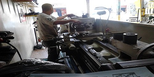 TALLER INDUSTRIAL Y ALMACEN DE REPUESTOS HORACIO