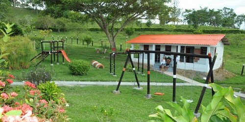 FINCA LA LINDA sitio campestre y de recreacion