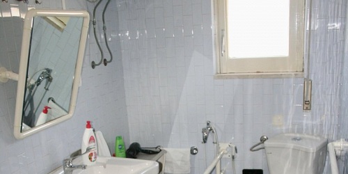 LA SECONDA GIOVINEZZA Casa Alloggio per Anziani