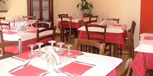 TRATTORIA PIZZERIA LA GHIOTTA CUCINA TIPICA SICILIANA