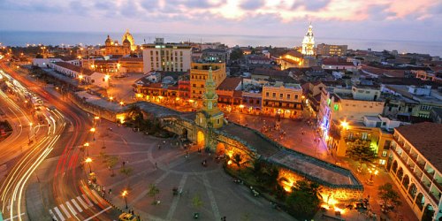 AGENCIA DE VIAJES Y TURISMO COSMOS TOURS