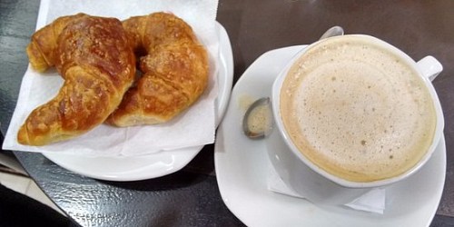 DELICIAS DE JUNIN PANADERÍA PASTELERÍA