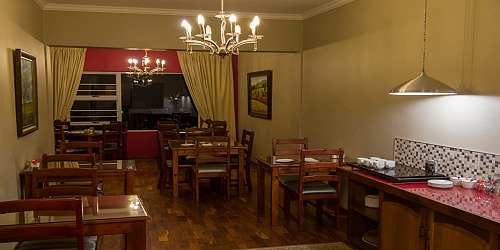 BAYSWATER LODGE