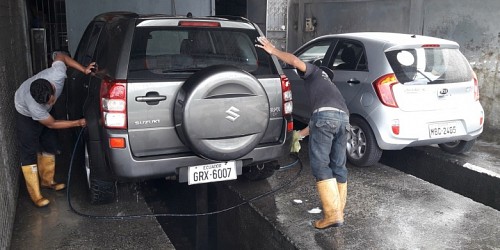 LAVADORA Y LUBRICADORA SANTA MARTHA