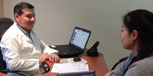 DR. FERNANDO BEJARANO Médico Ginecólogo