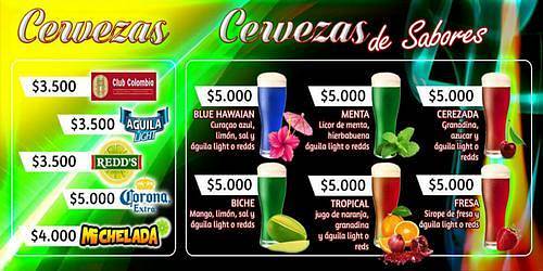 BARTENDER cocktails