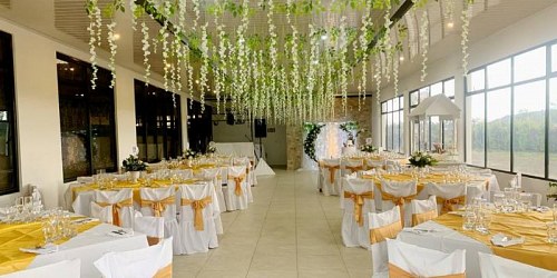 RESTAURANTE-SALON SOCIAL LAS ORQUIDEAS