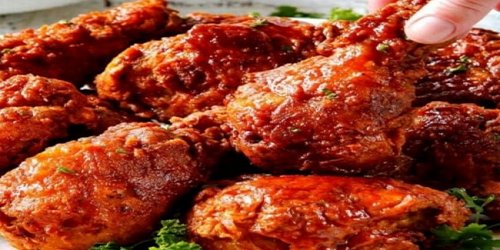 ESE ES MI POLLO